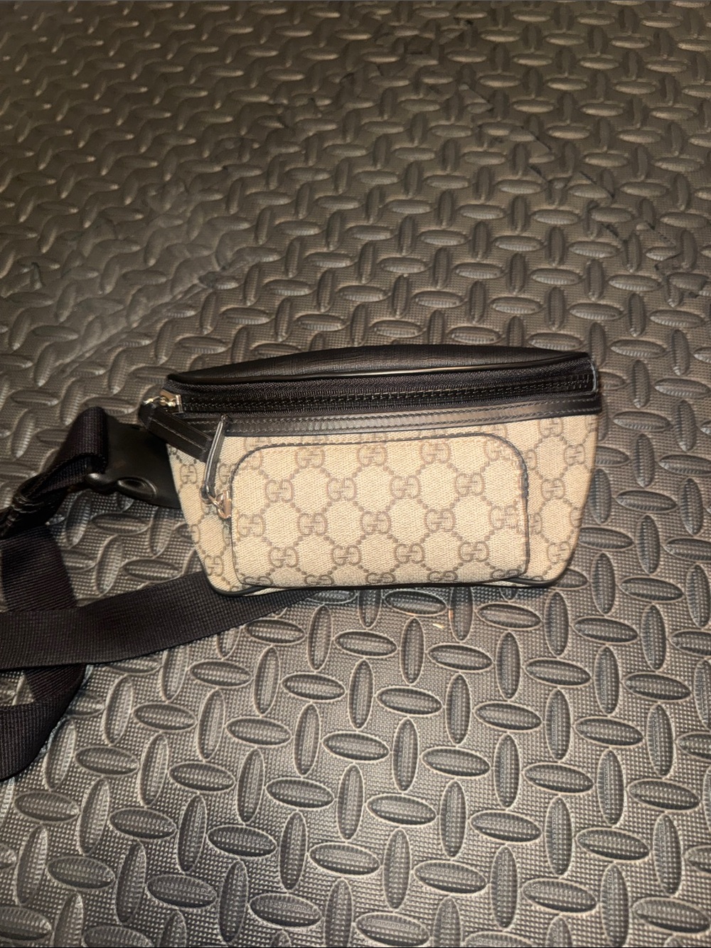 Gucci Fanny Pack Authentic